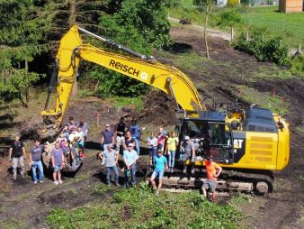 Erste Arbeiten am Bike Park - Vorbereitung der Fläche